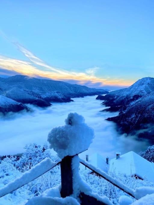 Chalet Les 3 Flocons Roure エクステリア 写真
