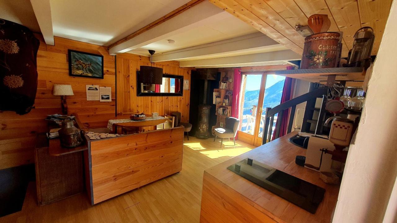 Chalet Les 3 Flocons Roure エクステリア 写真